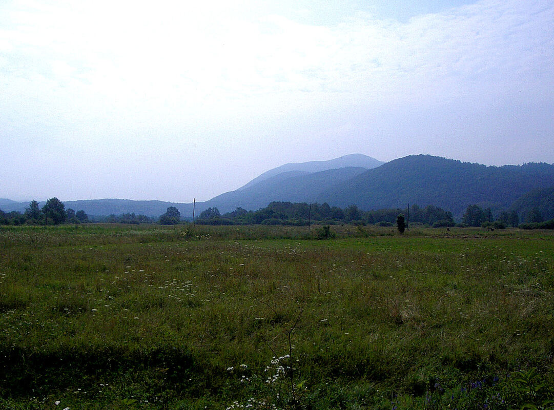 Pogled iz polja Lug na Bitoraj