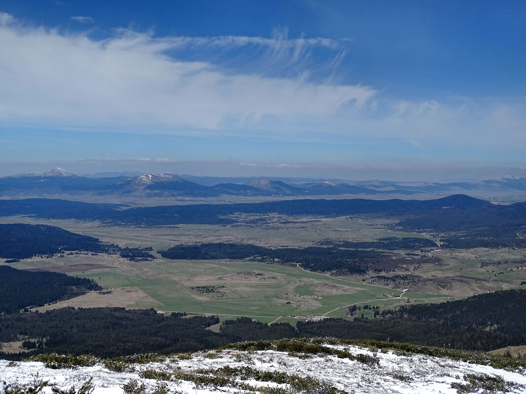Pogled s vrha planine Raduše na Vukovsko polje
