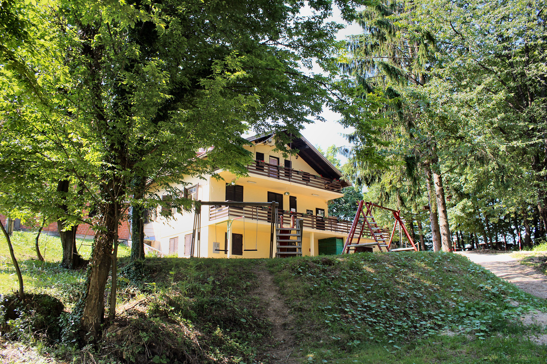 Planinarski dom Ivica Sudnik (530 m), Veliki dol