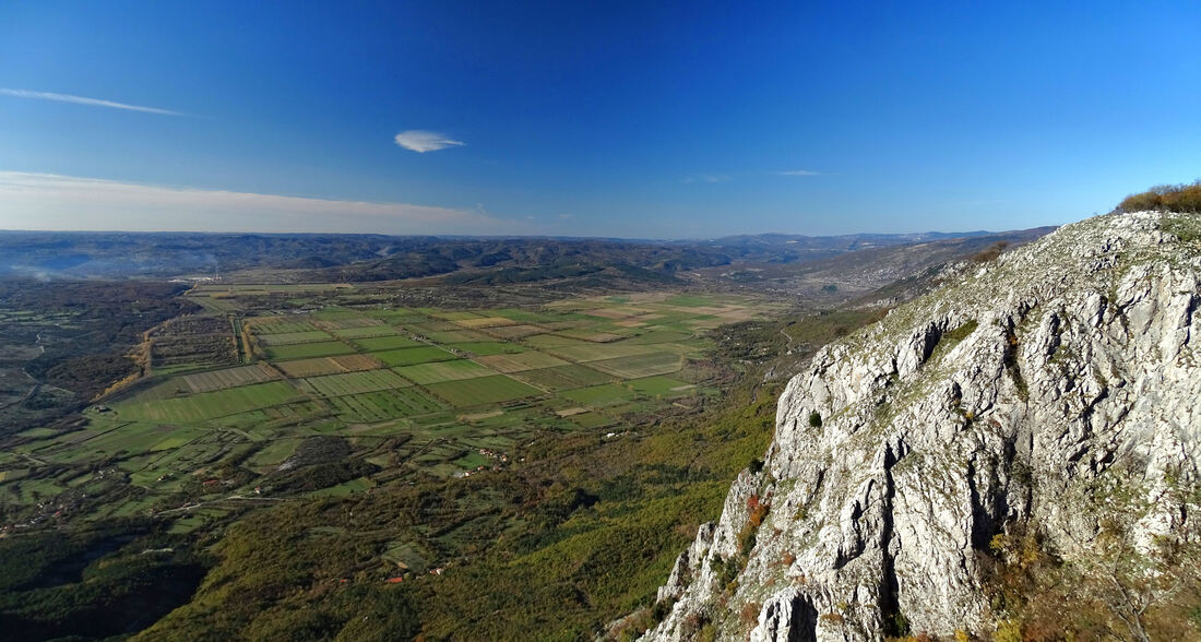 Čepićko polje, pogled sa Sisola (planina Učka)
