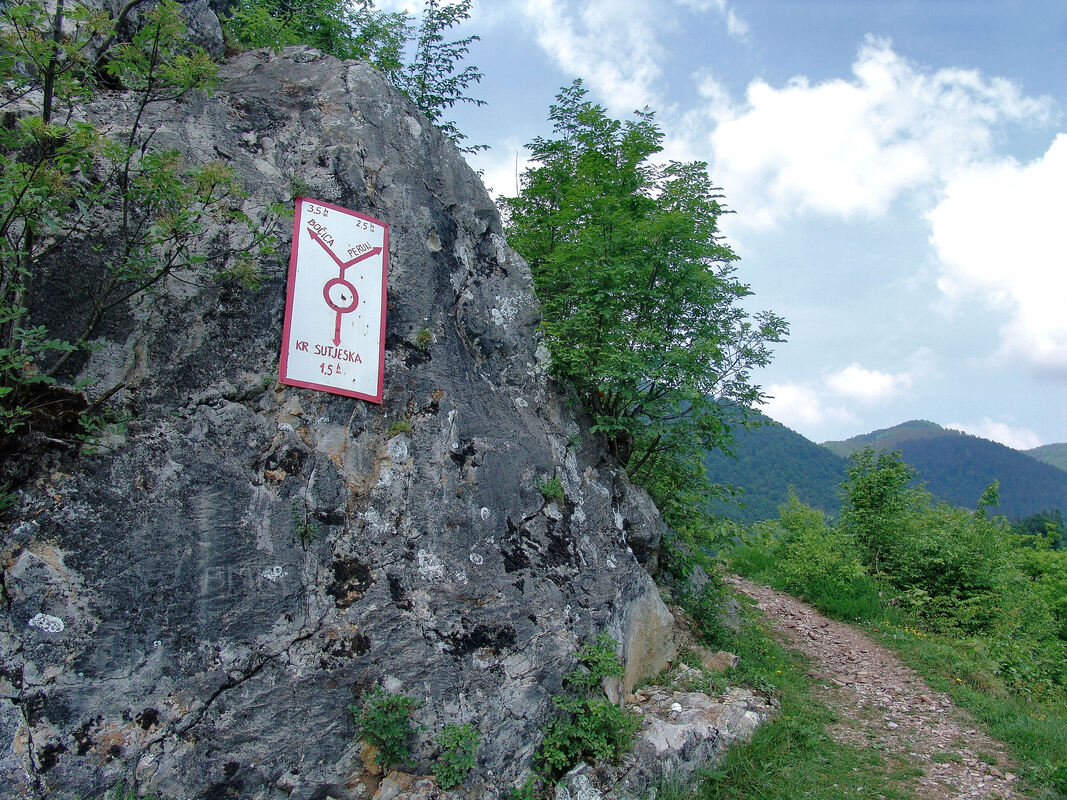 Pristup Bobovcu iz smjera Kraljeve Sutjeske