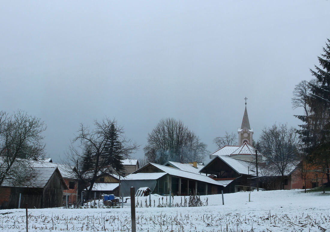 Selo Novigrad na Dobri s crkvom Uznesenja Blažene Djevice Marije