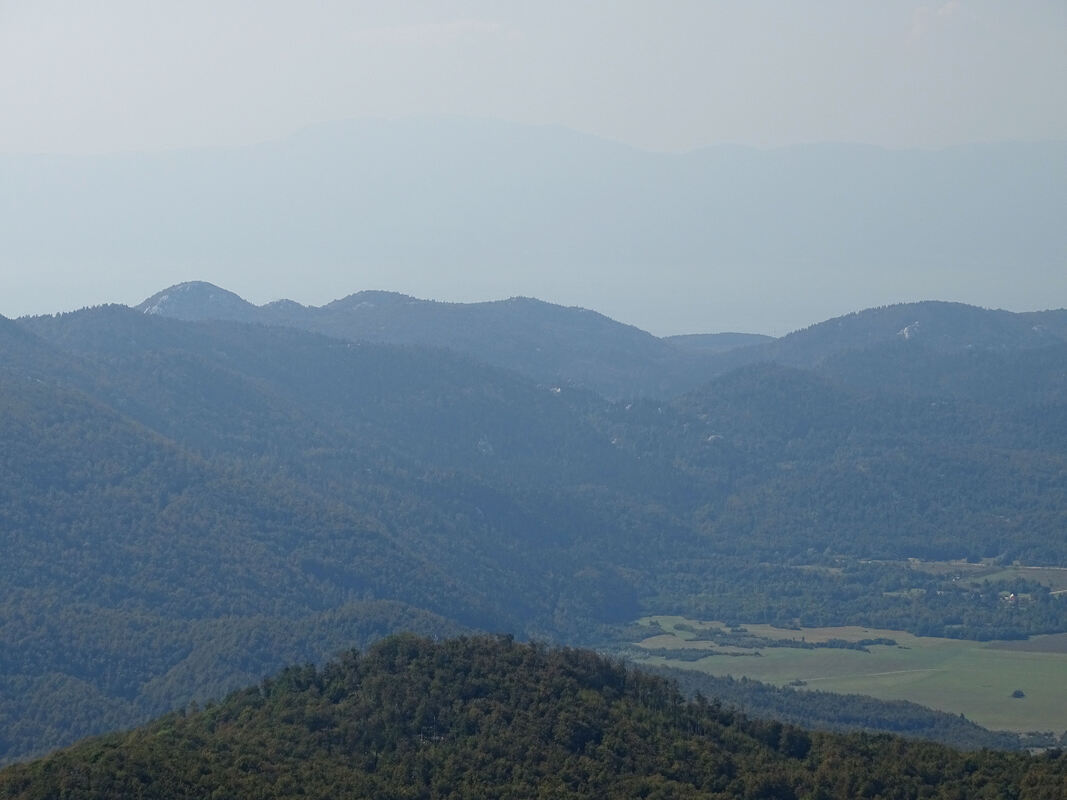 Pogled na Medviđak s vrha Viševice