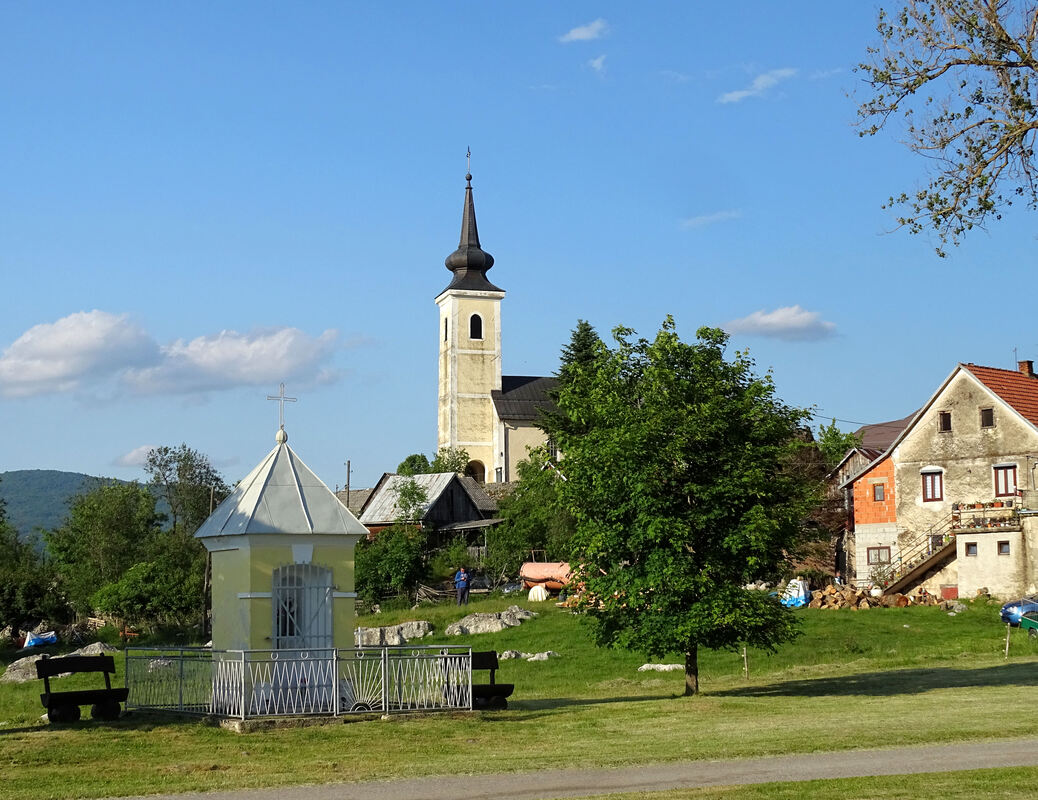 Gornji Kosinj, župna crkva sv. Antuna Padovanskog
