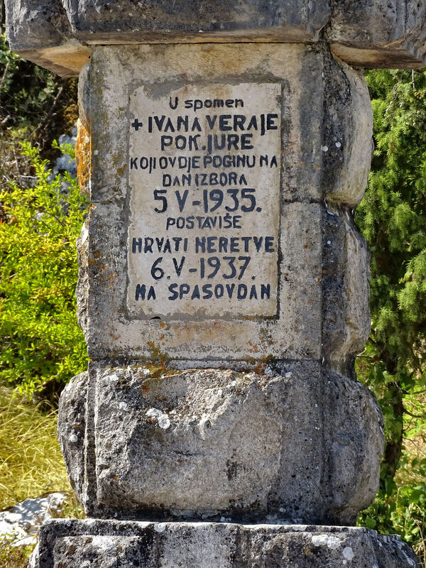 Špile, spomenik Ivanu Veraji