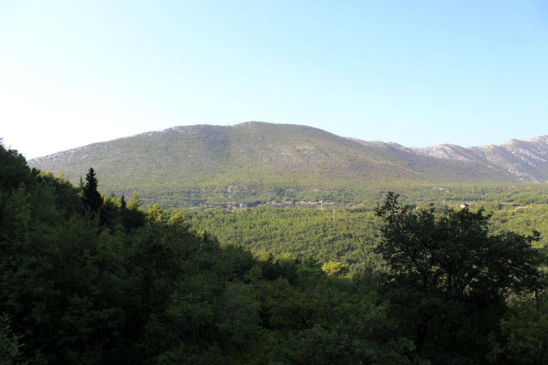 Pogled na brdo Tilovica