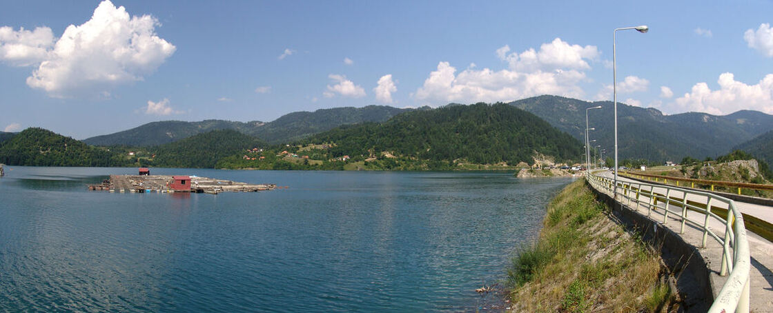 Zaovinsko jezero i brana