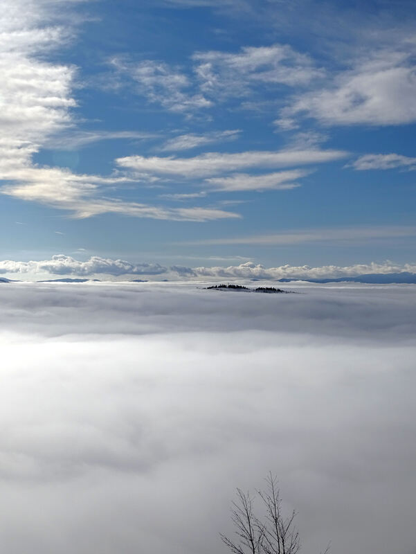 Zimski pogled sa Skradskog vrha